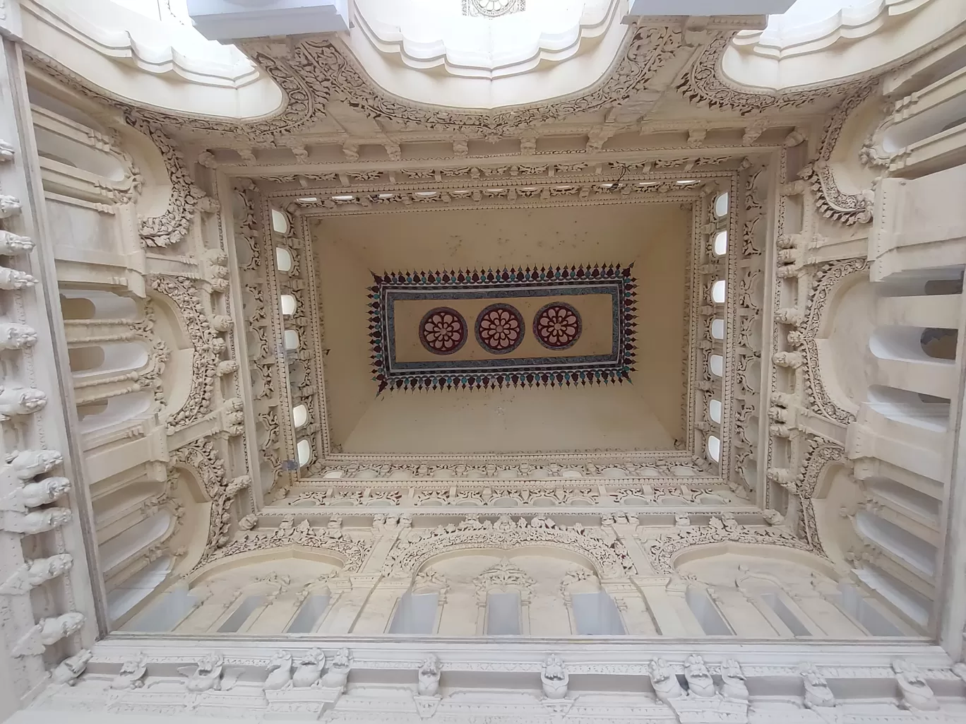 Photo of Thirumalai Nayakkar Mahal By nithinpn86