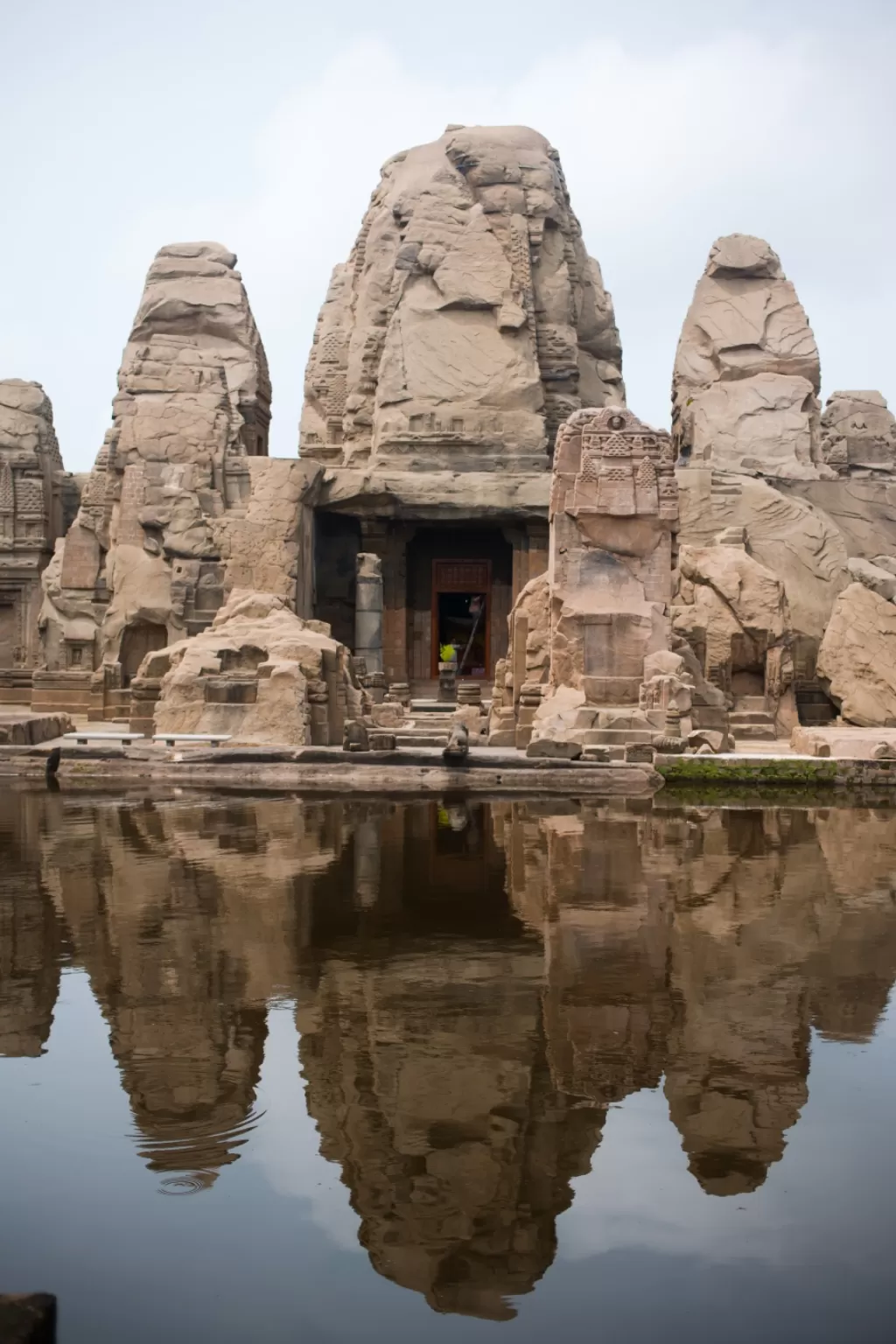 Photo of Masroor Rock Cut Temple By nithinpn86