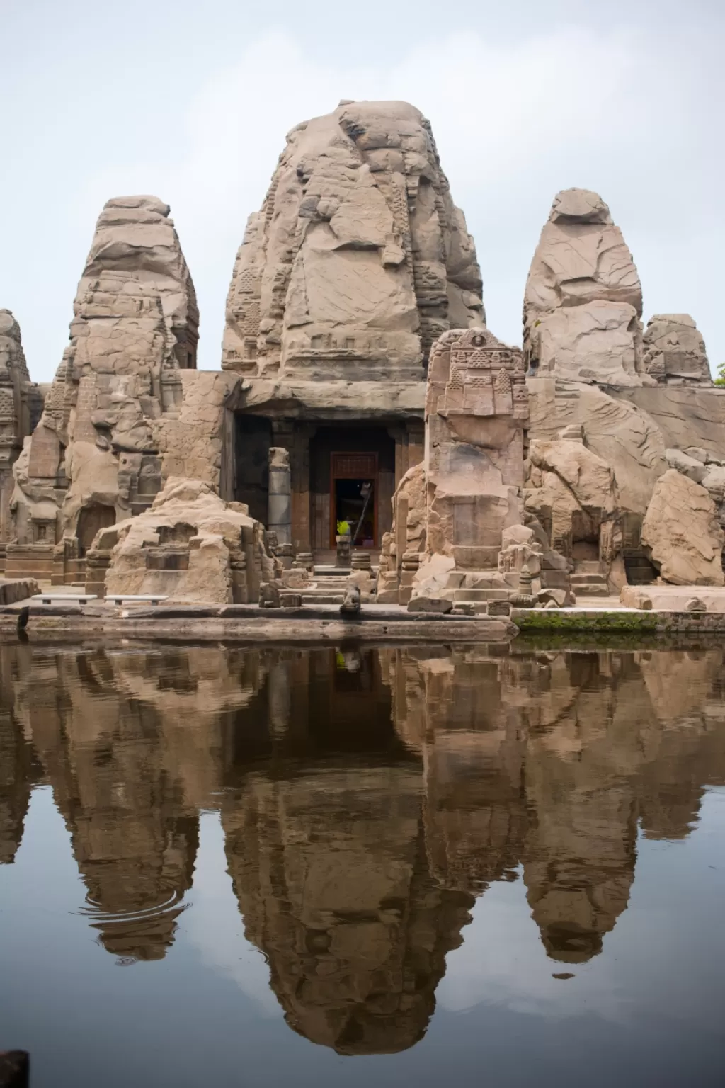 Photo of Masroor Rock Cut Temple By nithinpn86