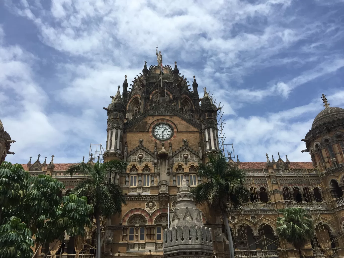 Photo of Mumbai By Hari Chandu Vakacharla