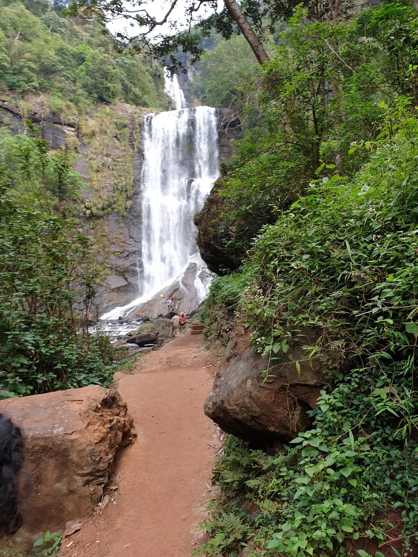 Photo of Jhari Waterfall By Hari Chandu Vakacharla