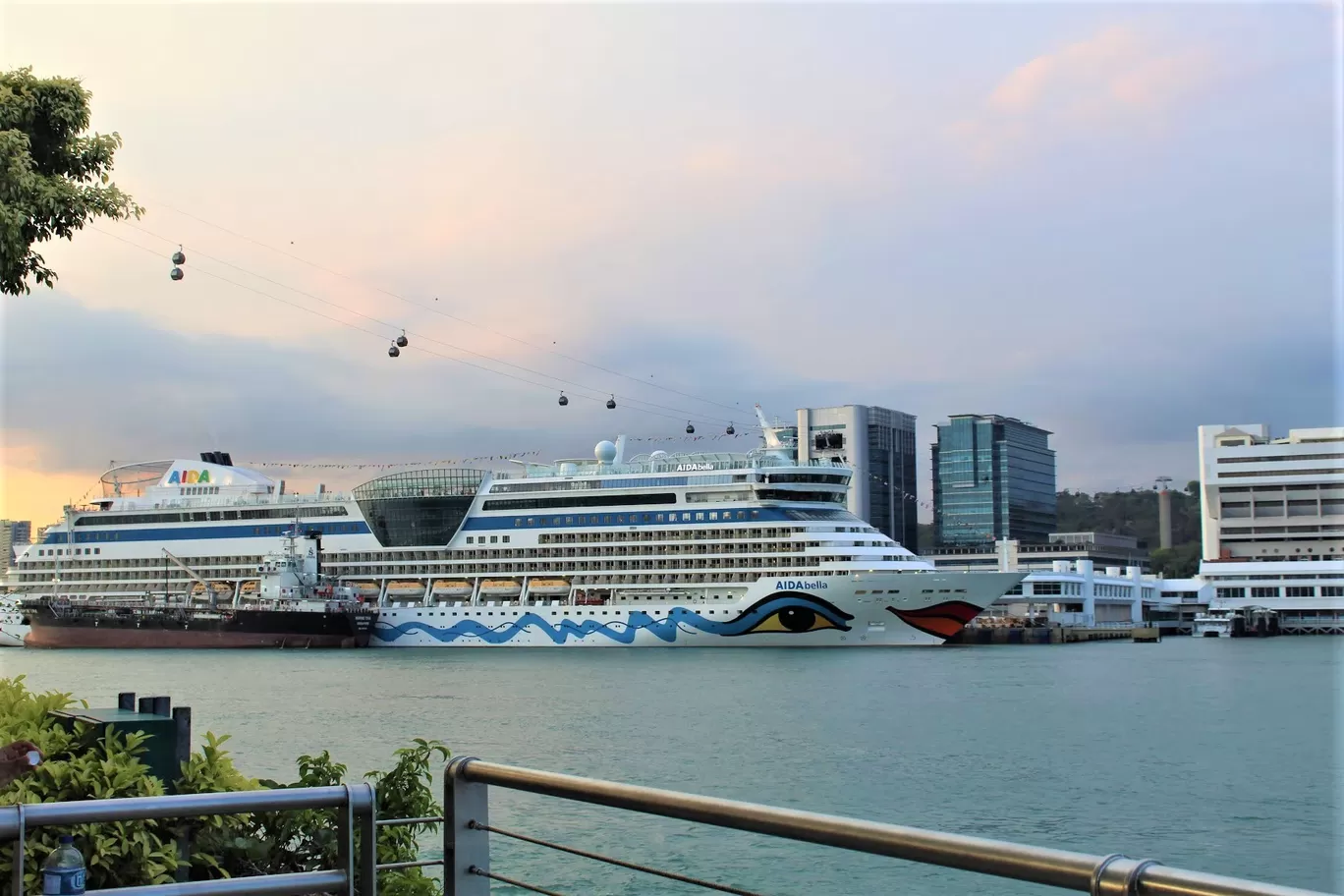 Photo of Singapore By Divyangna (Nomadic_Missy)