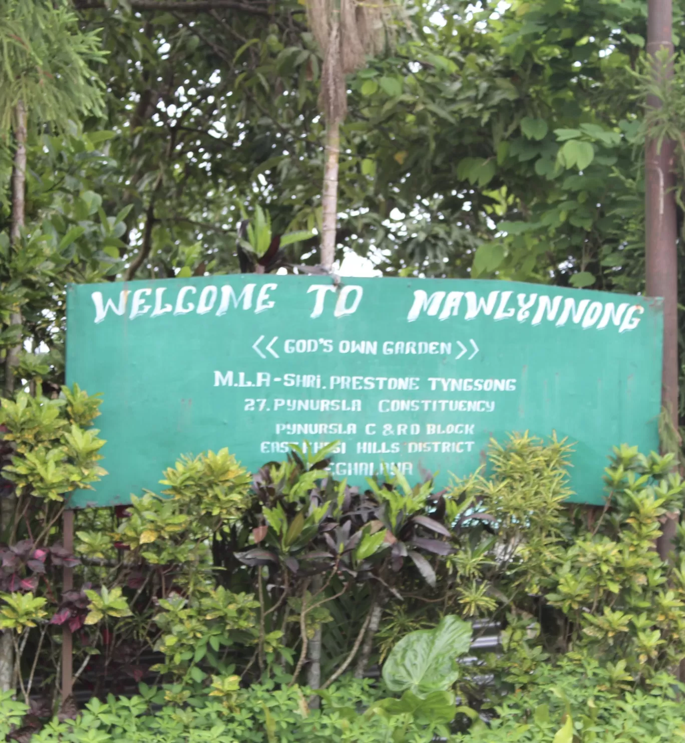 Photo of Mawlynnong By Divyangna (Nomadic_Missy)