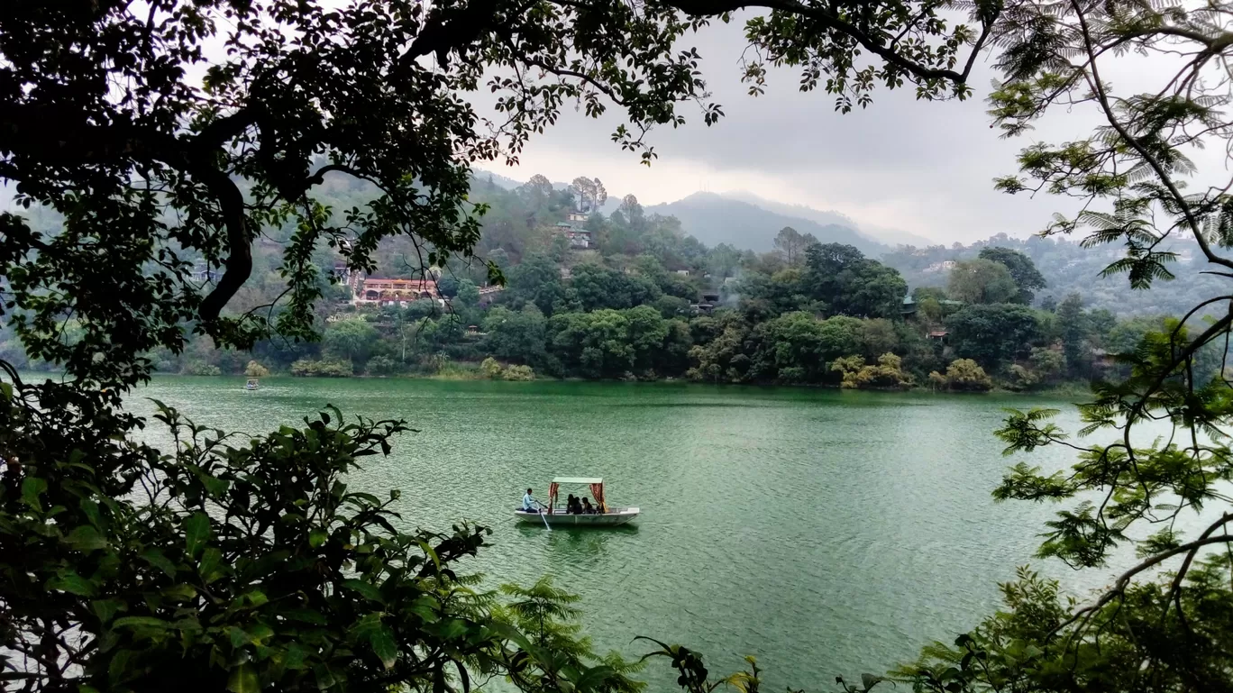 Photo of Naukuchia Taal By Subhadeep Roy