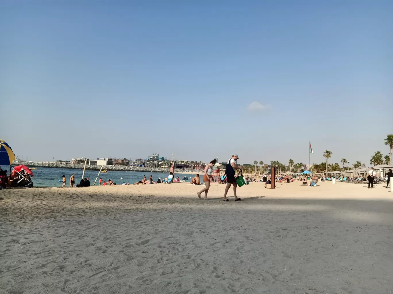 Photo of Lamer beach jumeirah By Never-ending-footsteps by Richa Shah..