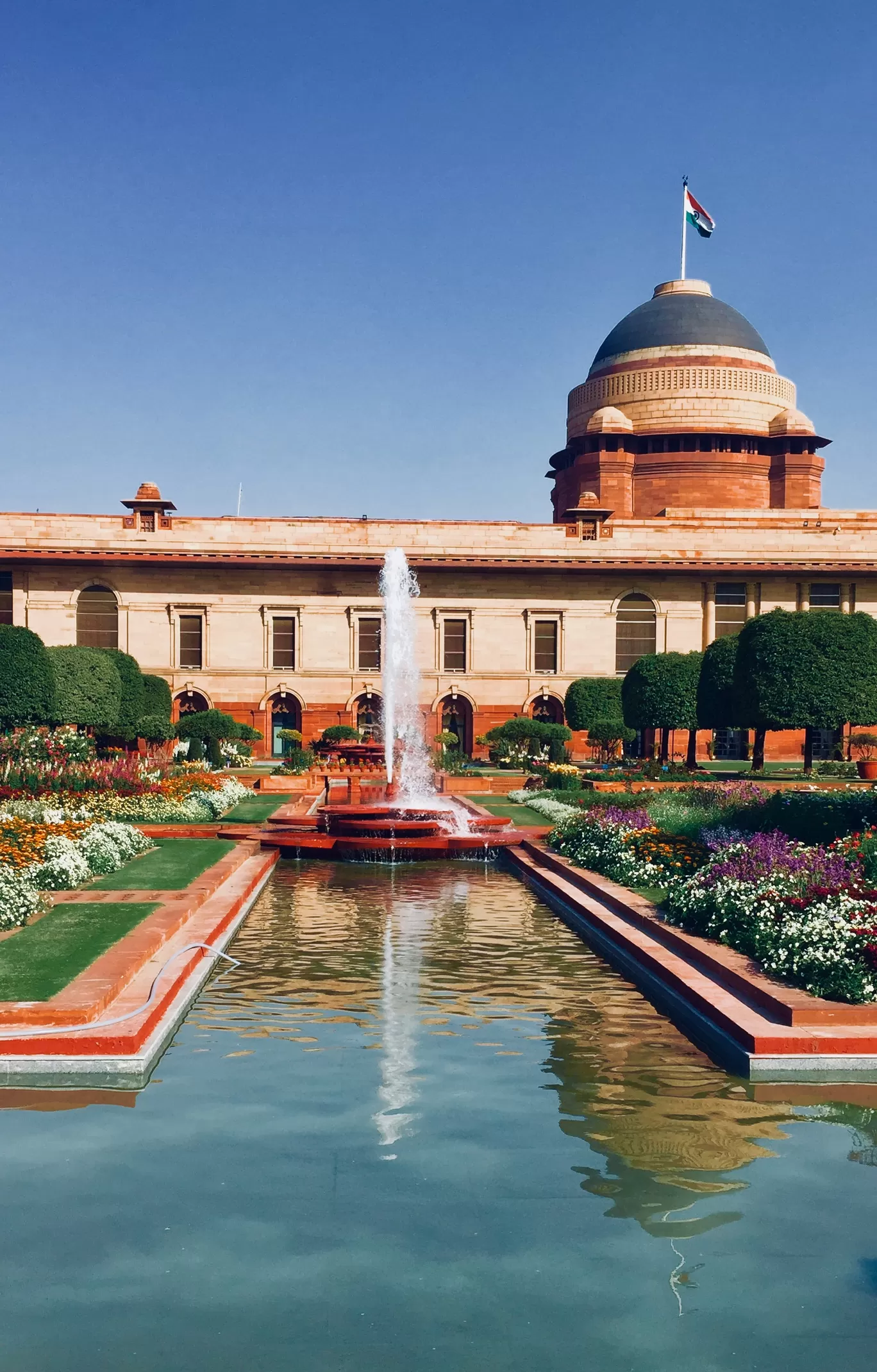 Photo of Mughal Gardens By deepali sukhija