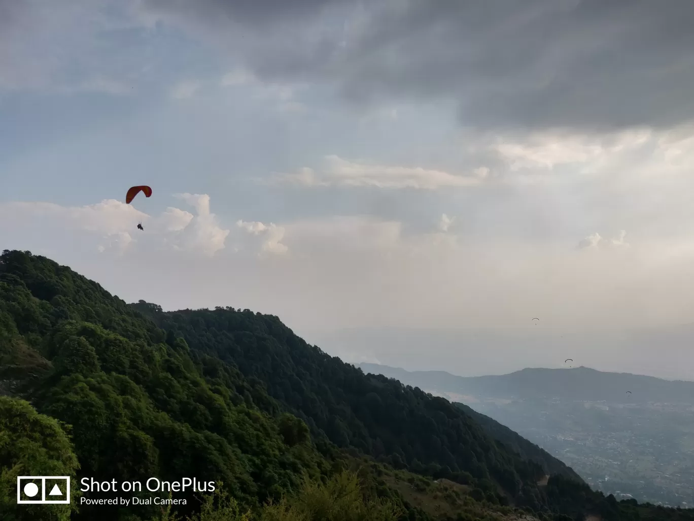 Photo of Bir Billing Paragliding By Shruti Gupta