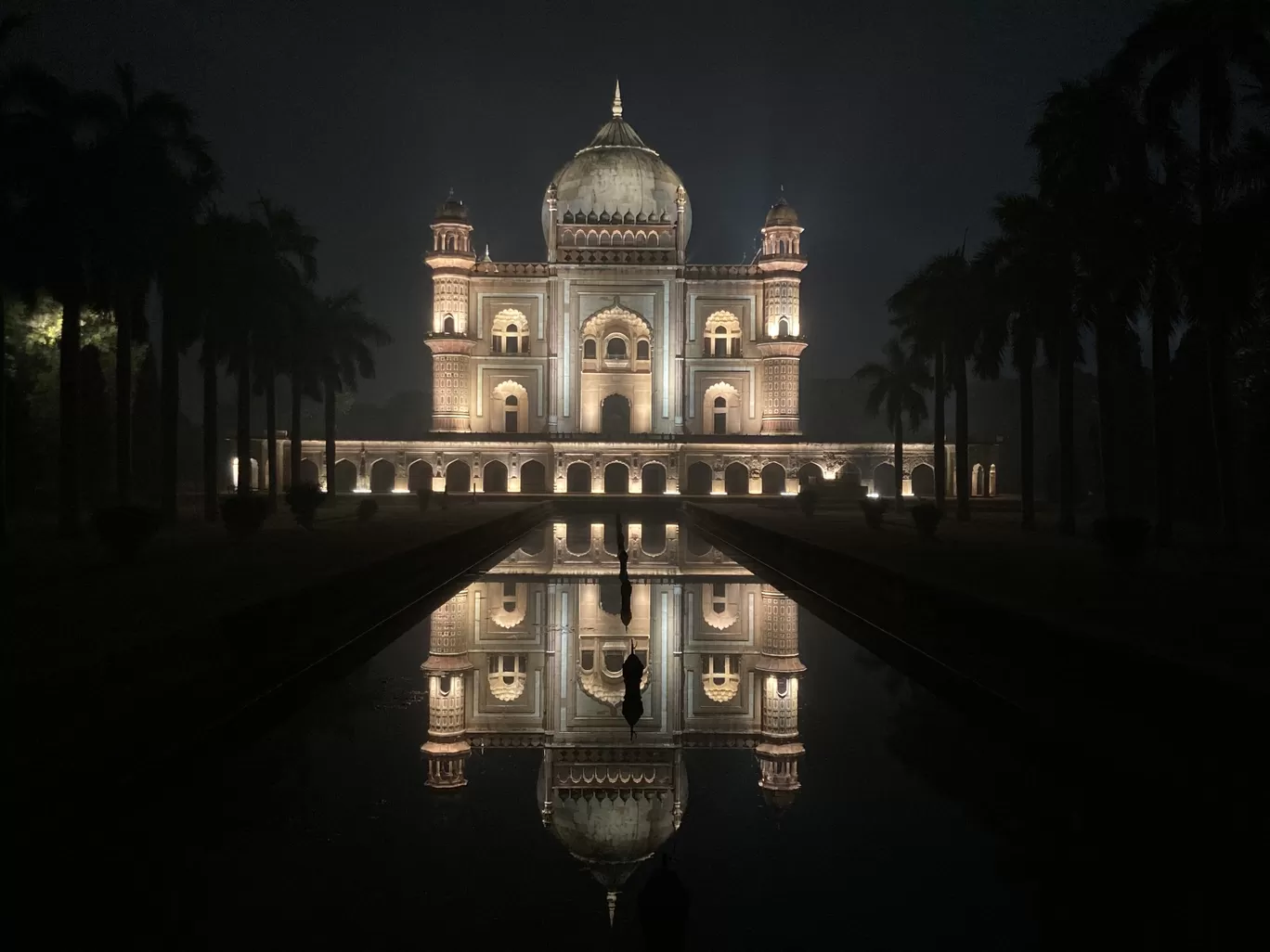 Photo of Safdarjung Tomb By Ila Reddy