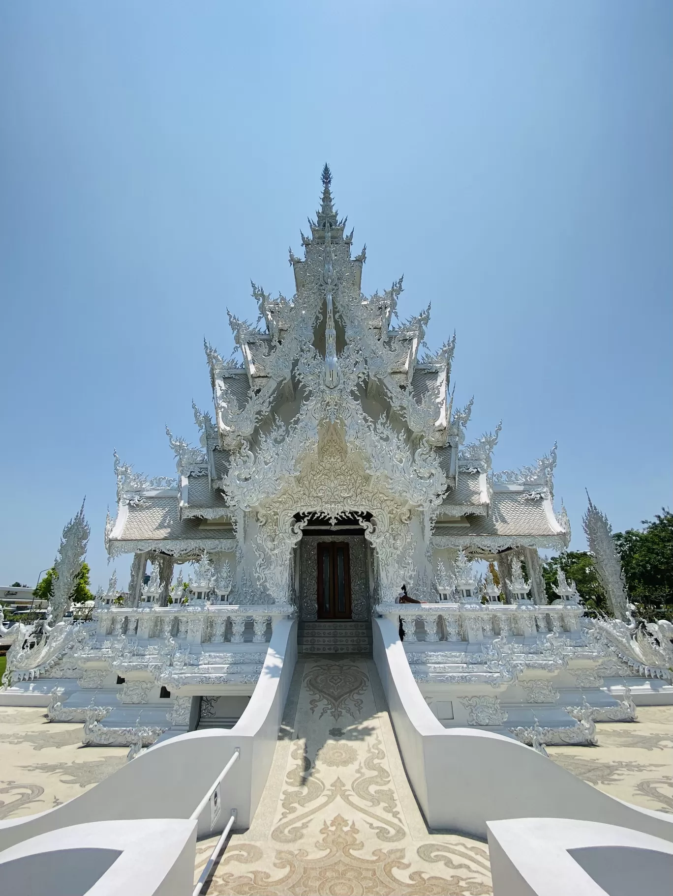 Photo of Wat Rong Khun - White Temple By Shraddha Bansode 📸