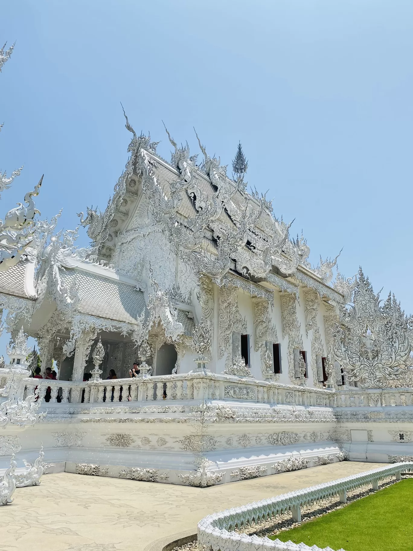 Photo of Wat Rong Khun - White Temple By Shraddha Bansode 📸