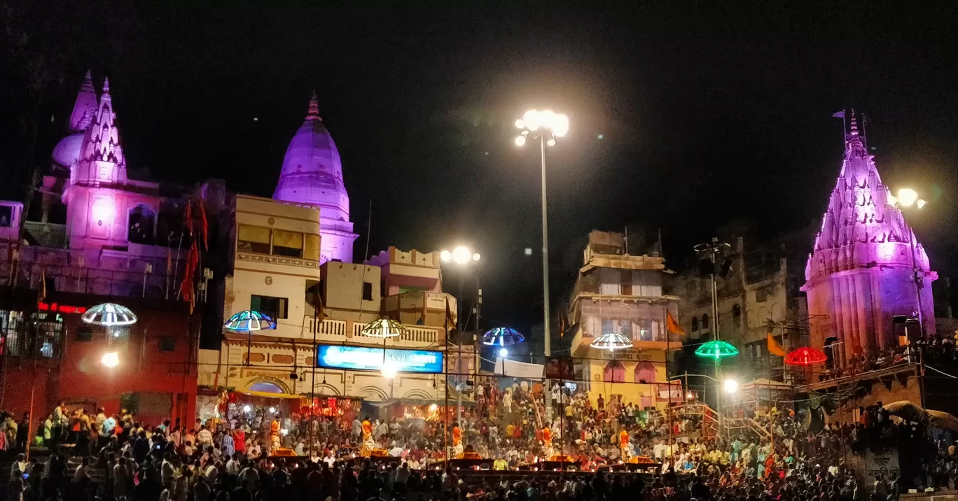 Photo of Varanasi By Gayatri Narayanan