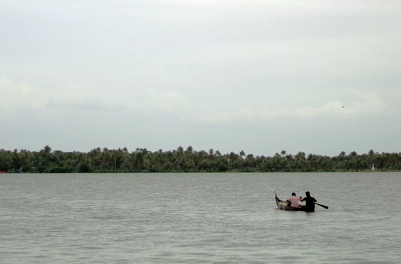 Photo of Thanneermukkom Bund By Abin Varghese