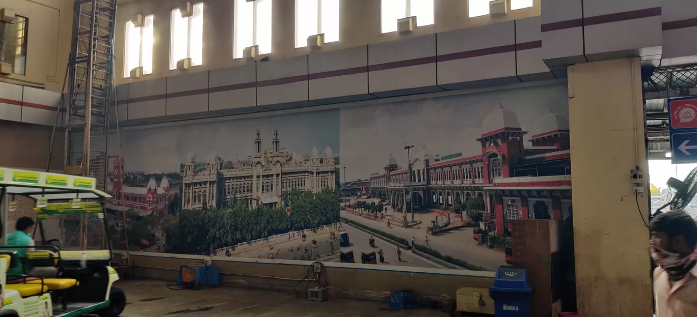 Photo of MGR Railway Station By Durga Lakshmipathy