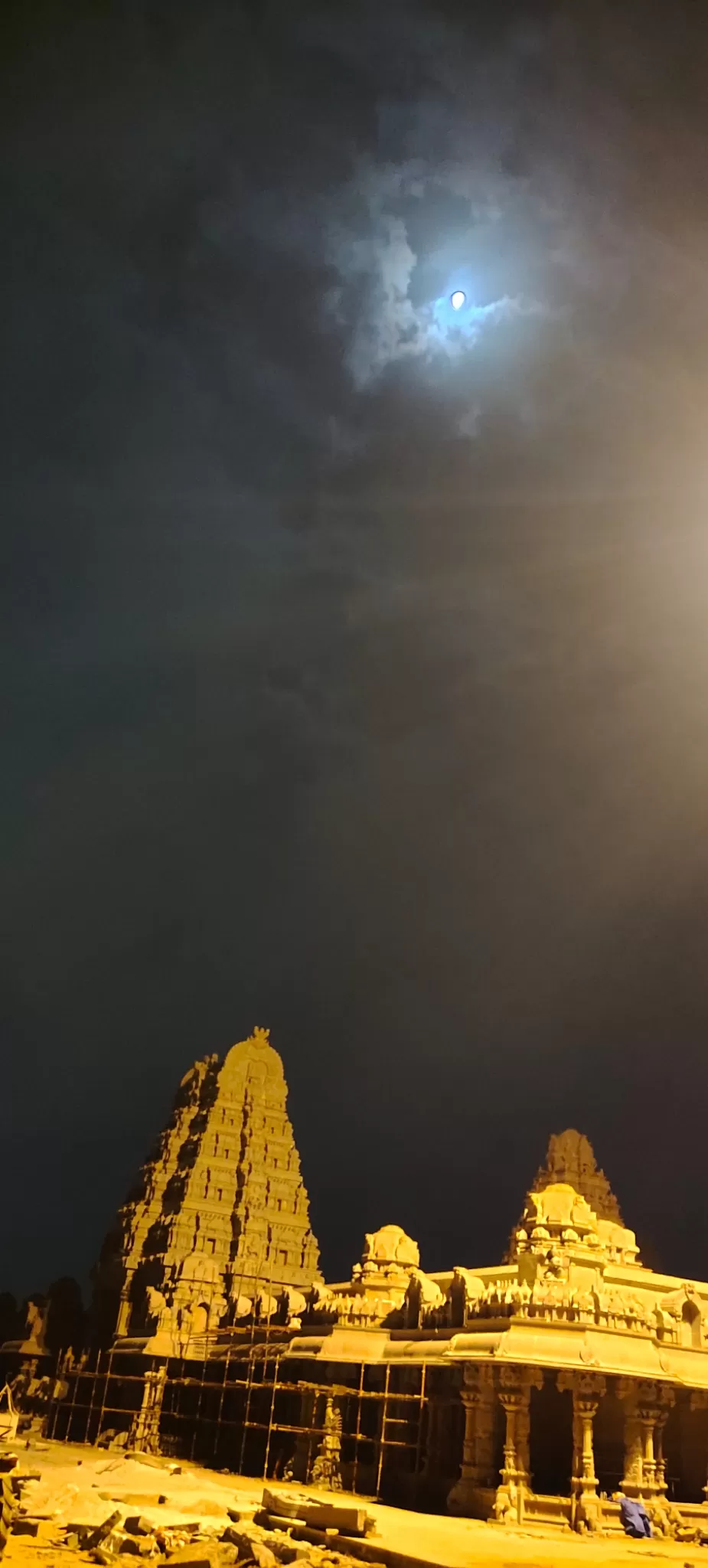 Photo of Yadagirigutta By Venkatesh Prabhas