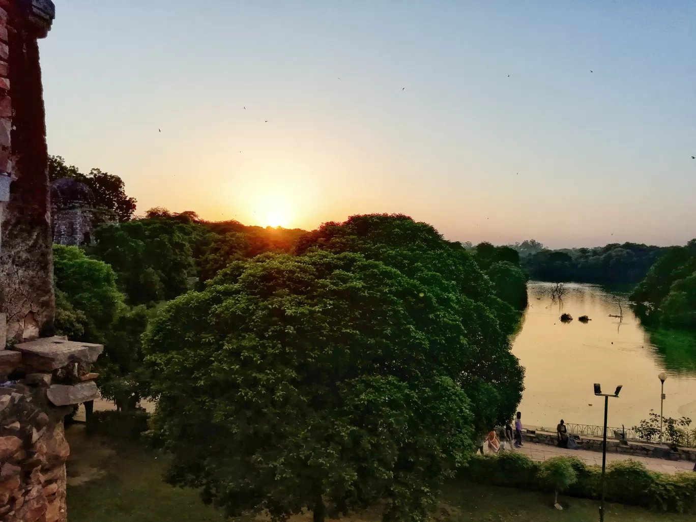 Photo of Hauz Khas By Romon 