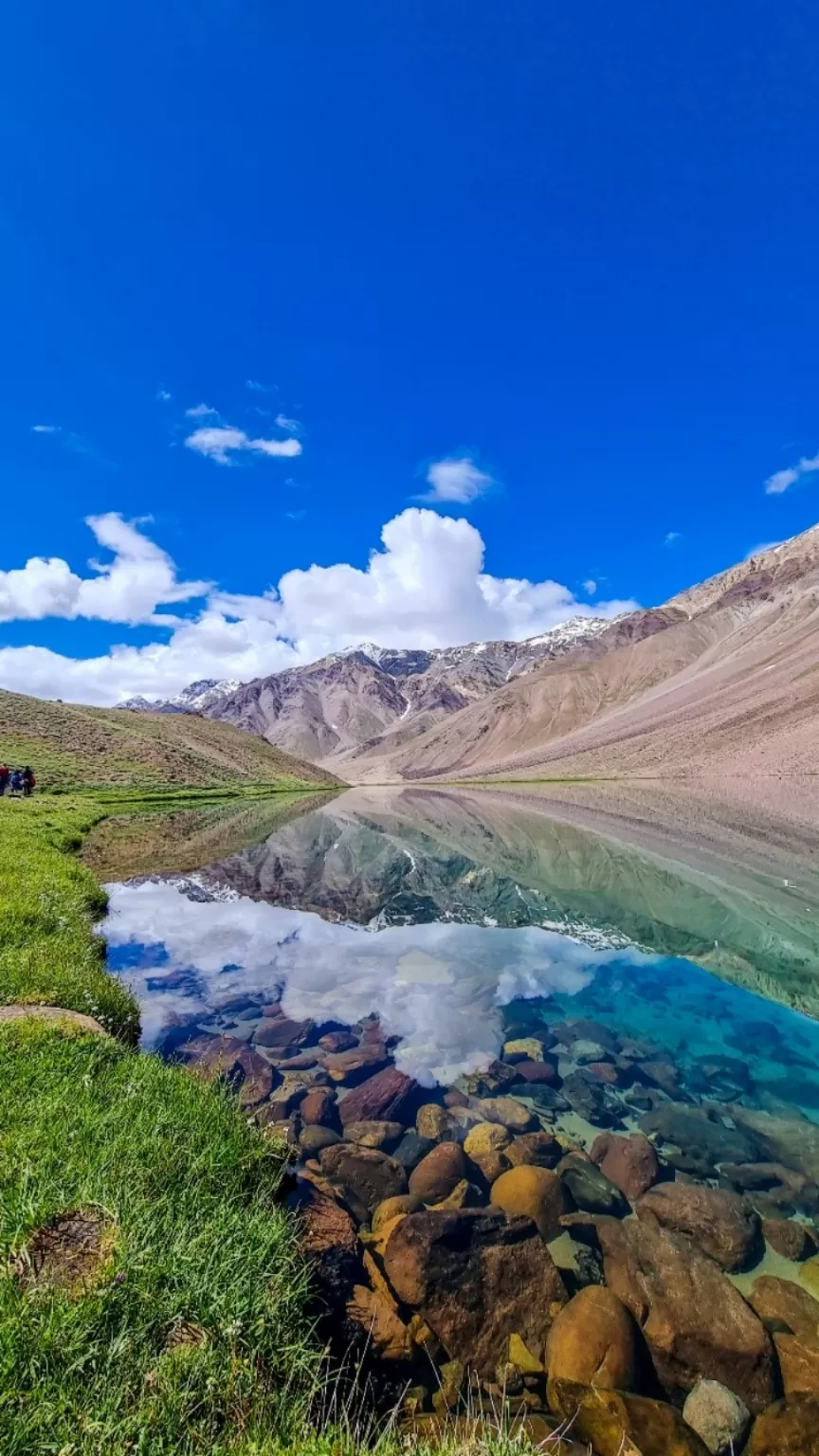 Photo of Chandrataal Lake By Niyati Saxena (migrantmusings)