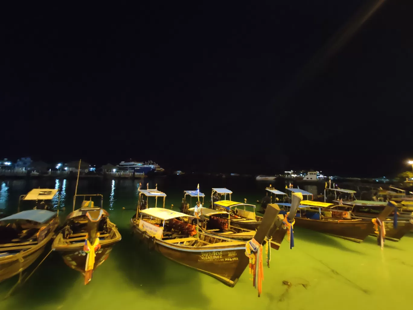 Photo of Phi Phi Islands By Verma Astha