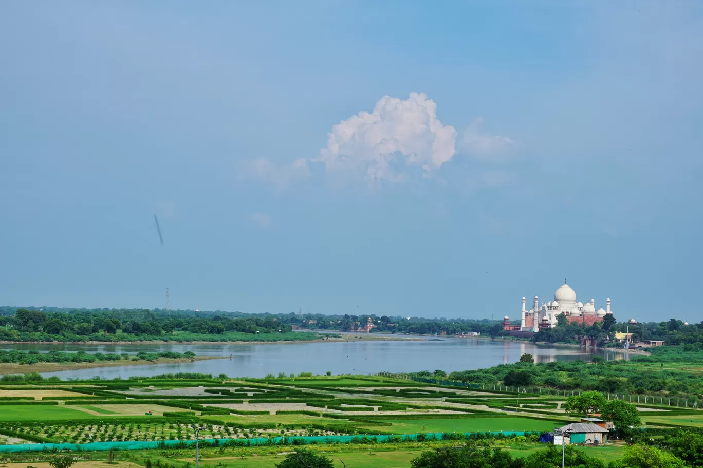 Photo of Taj Mahal By Diksha Bhandari