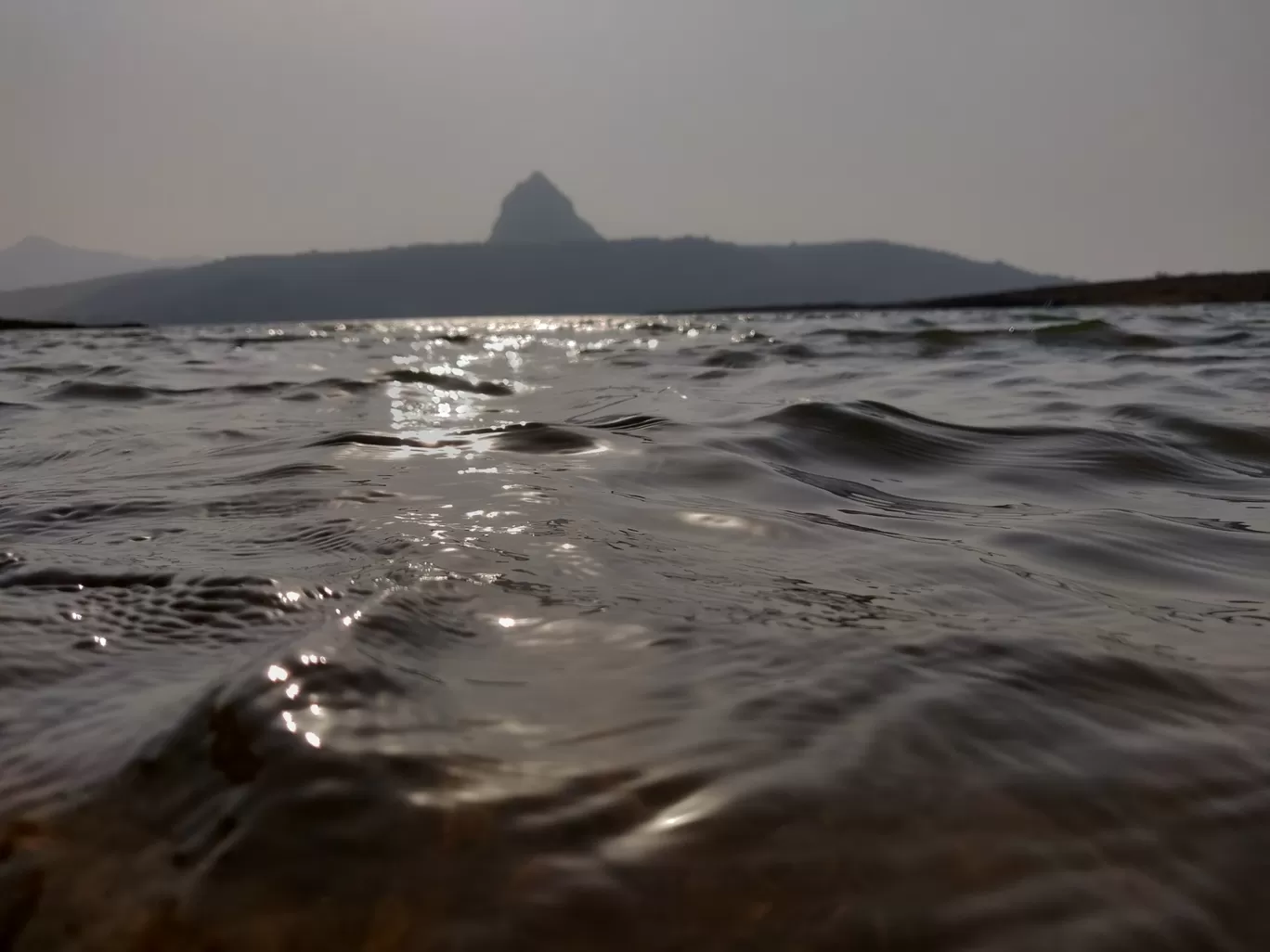 Photo of Pawna Lake By Prateek Gupta 
