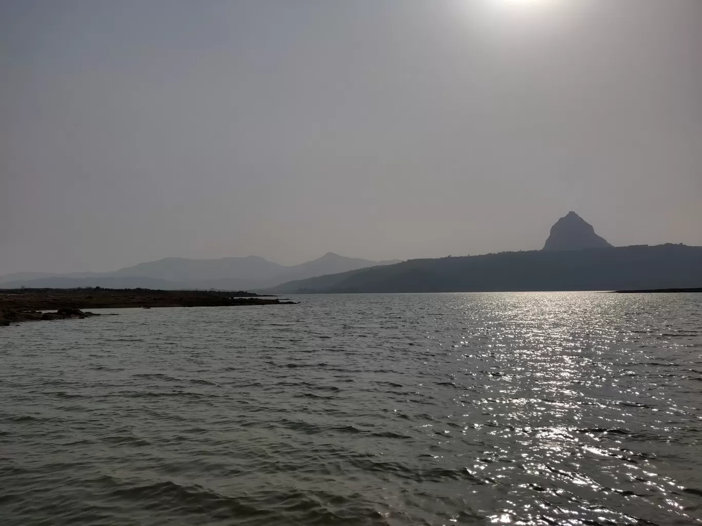 Photo of Pawna Lake By Prateek Gupta 