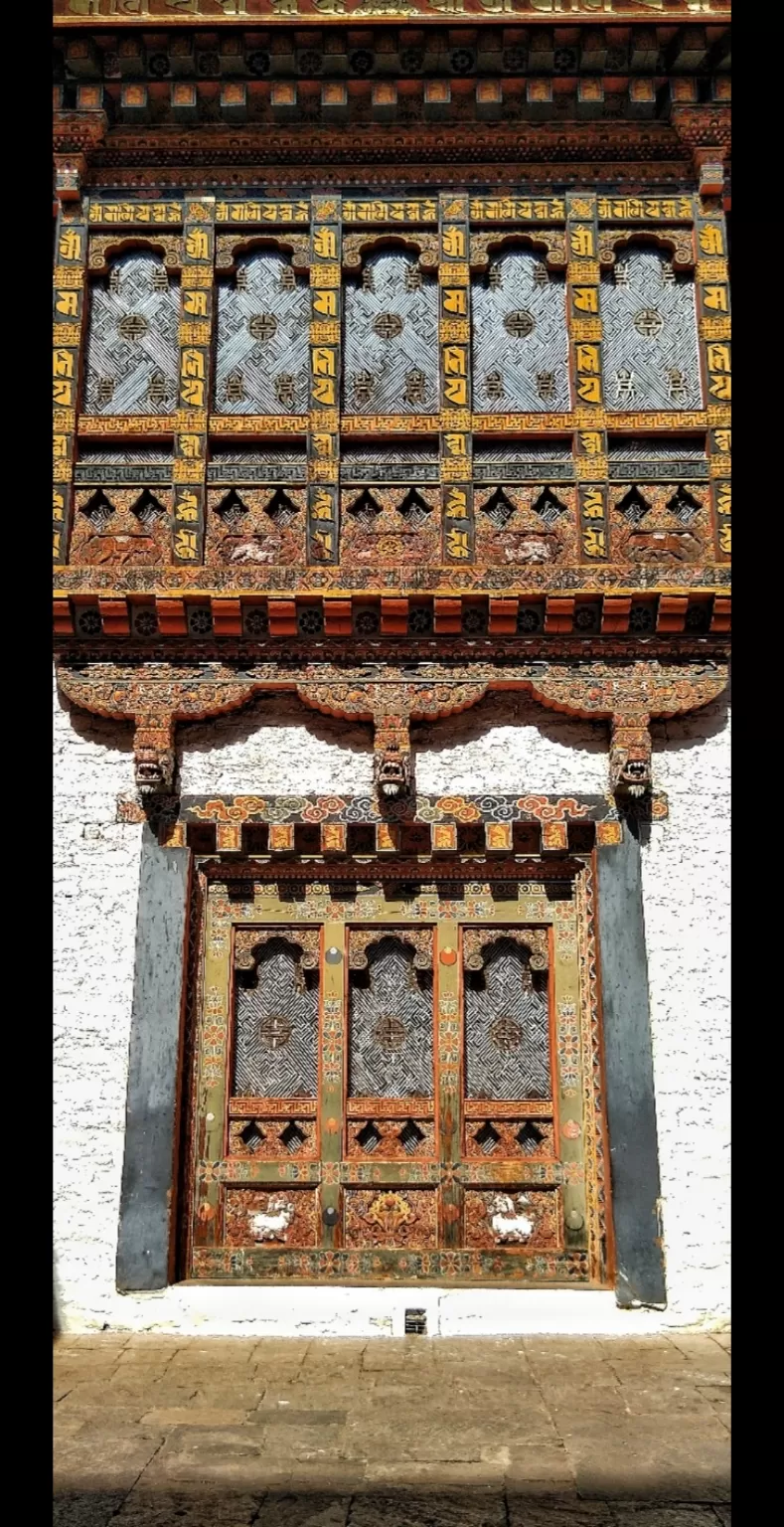 Photo of Punakha Dzong By Mitali Gujarathi Shitut