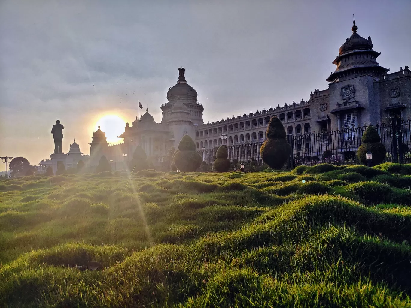 Photo of Vidhana Soudha Metro Station By Freedom Hacker