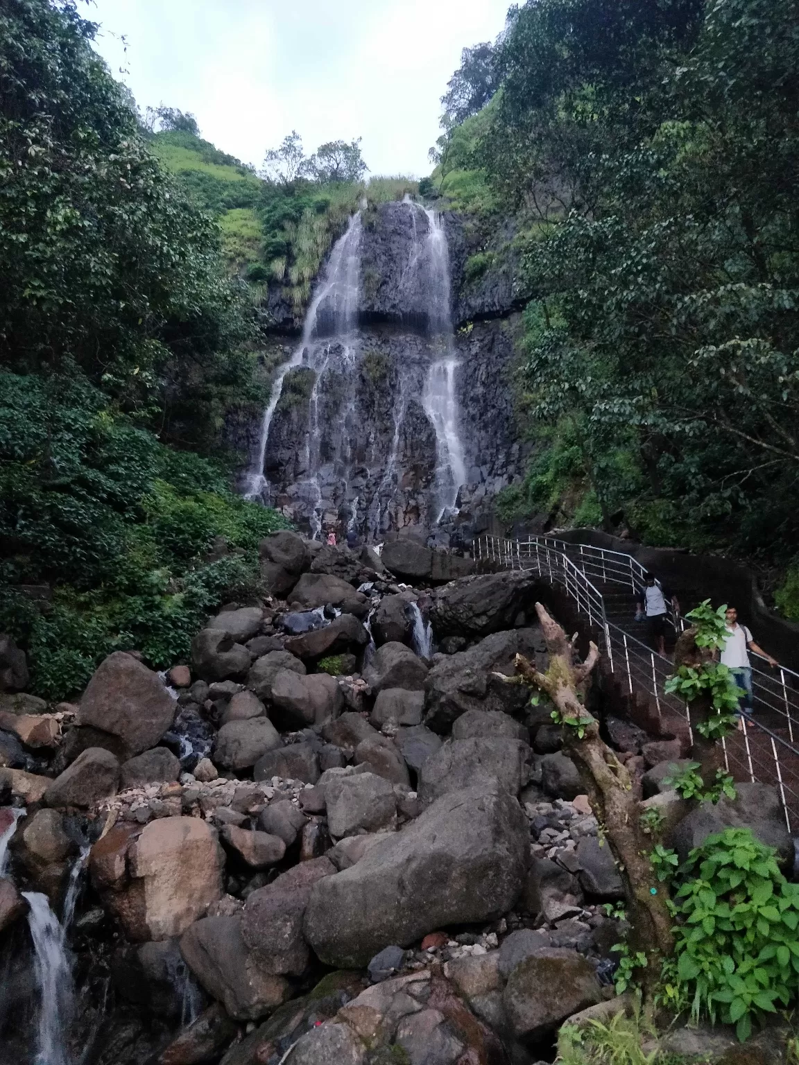 Photo of Amboli Ghat Waterfall By sagar sakre