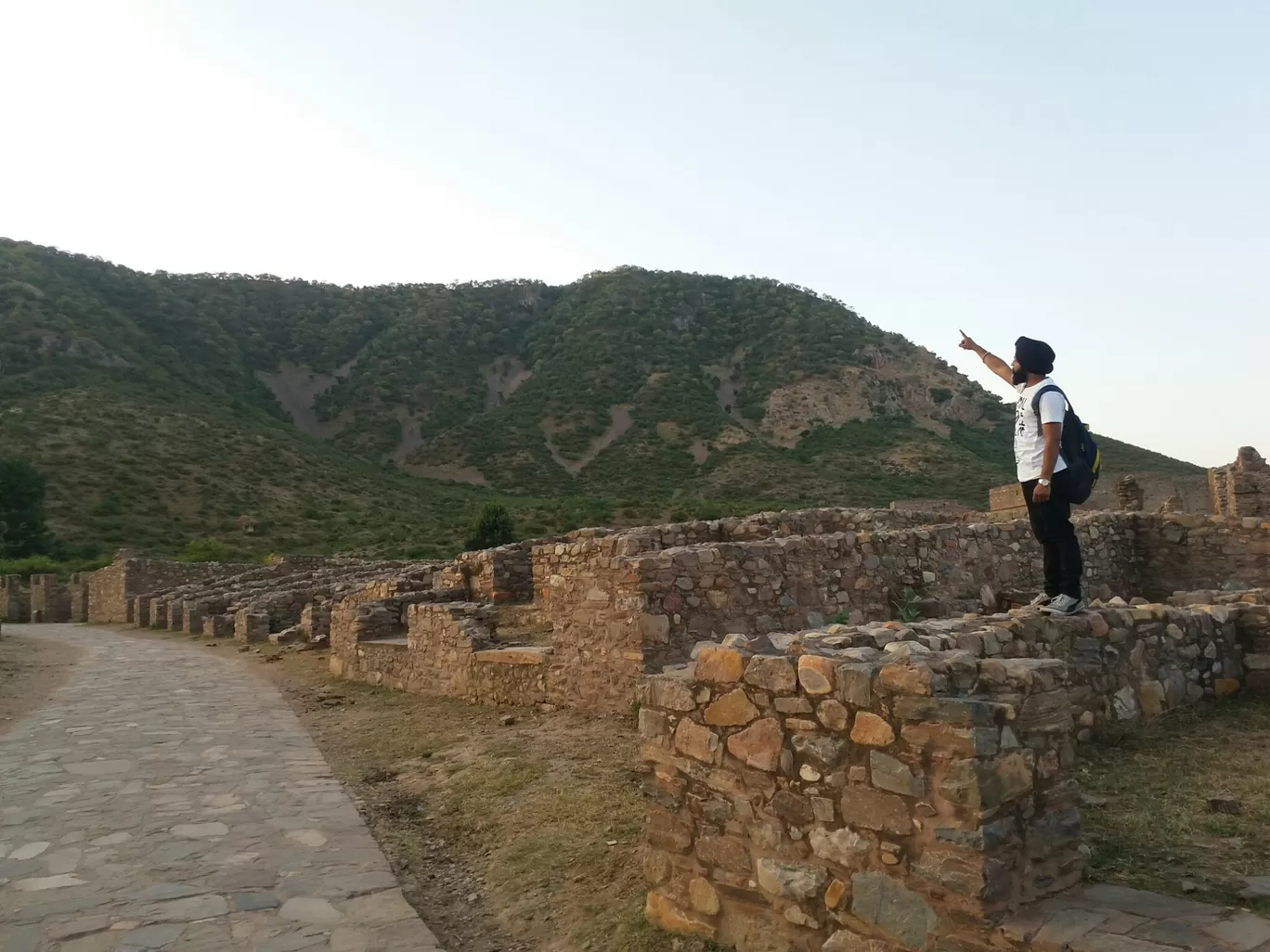 Photo of Bhangarh By Dr Neeraj Garg