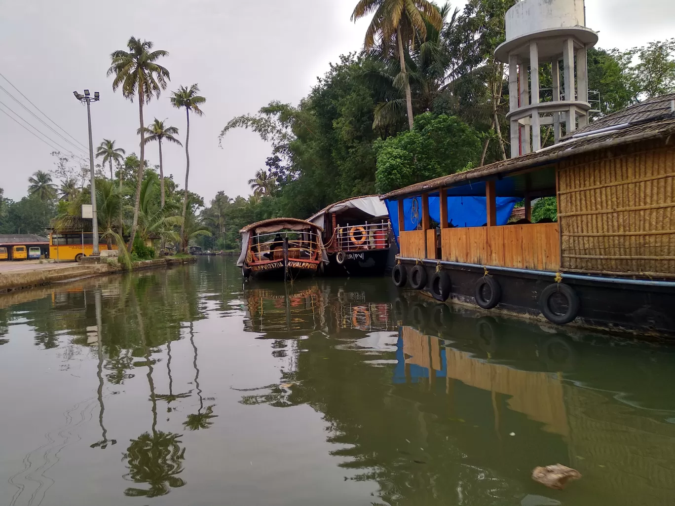 Photo of Kumarakom By Dr Neeraj Garg