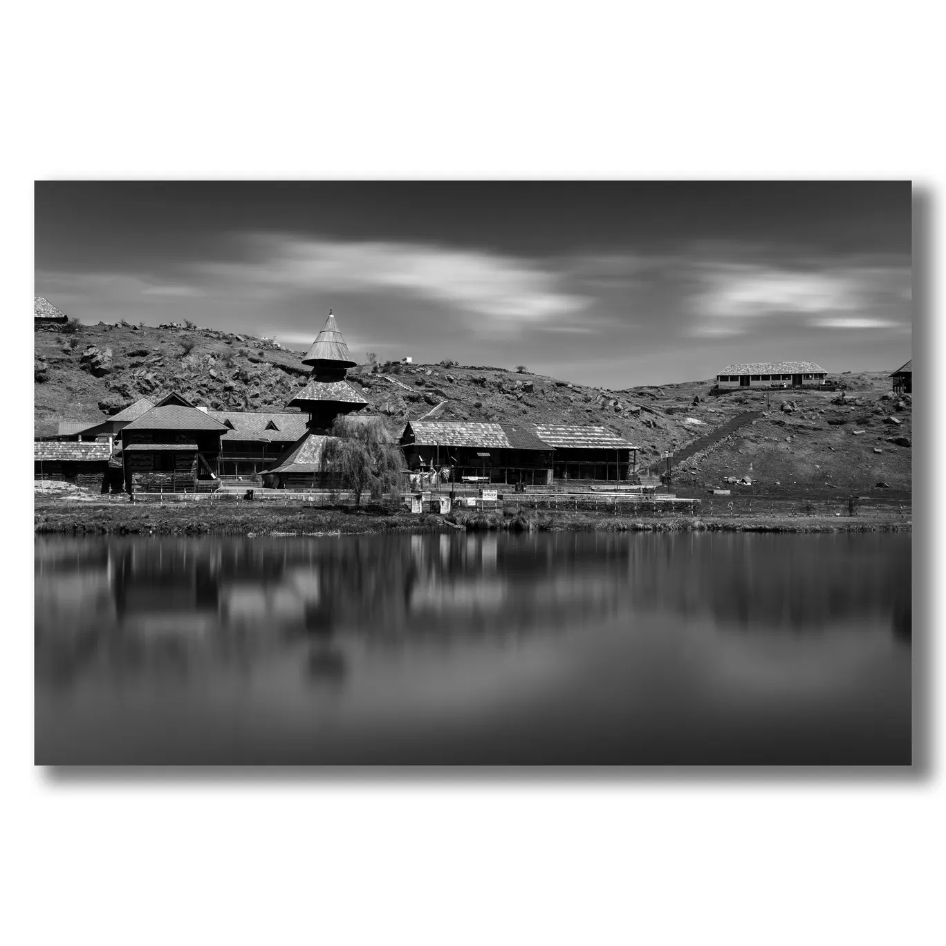 Photo of Parashar Lake By Puneet Verma