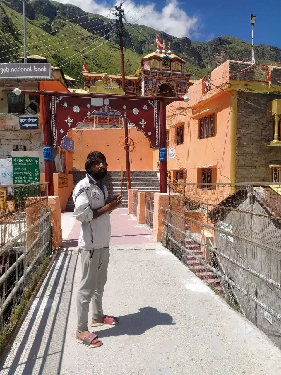 Photo of Badrinath Temple By SHIVAN SAINI