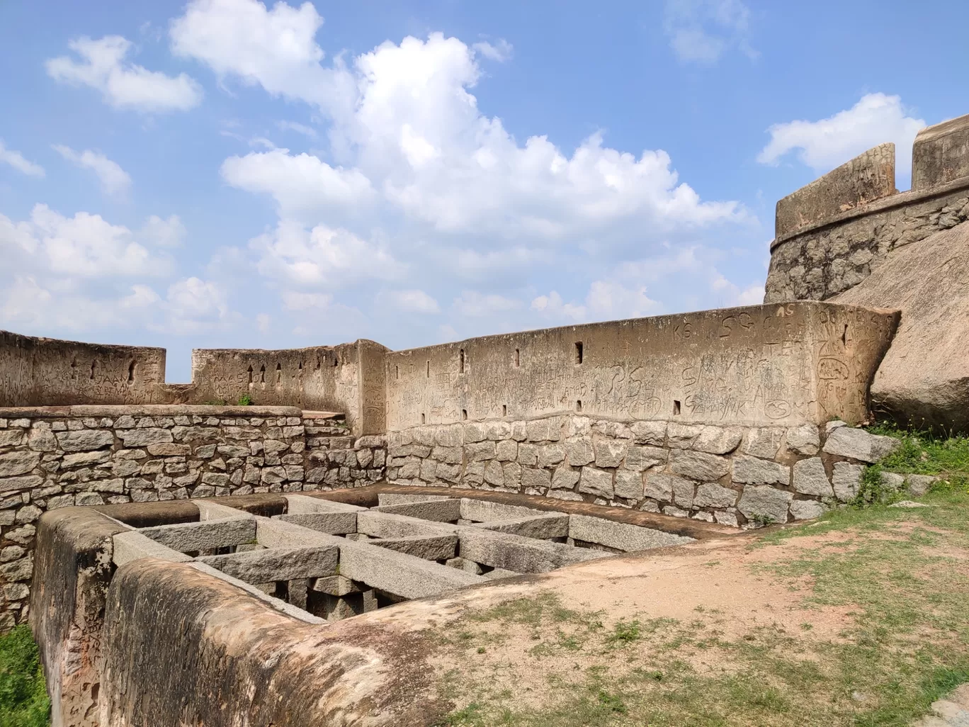Photo of Madhugiri Fort By Srikanta Padhy