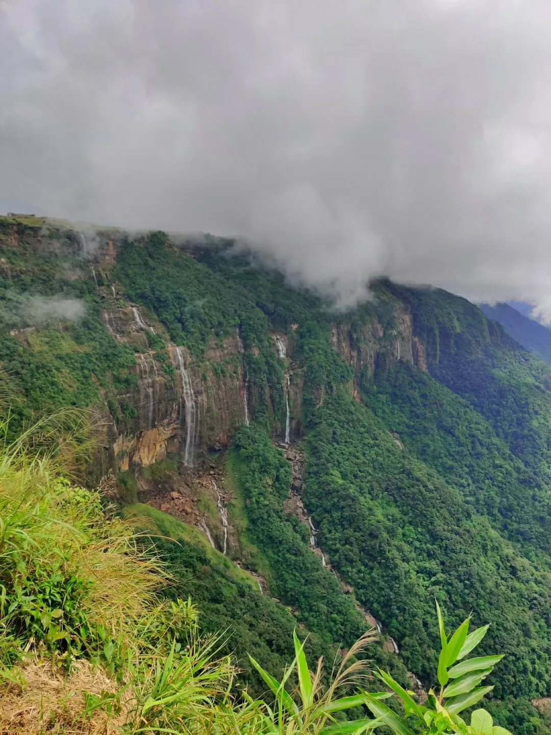 Photo of Cherrapunji‎ By Anu Mahendran