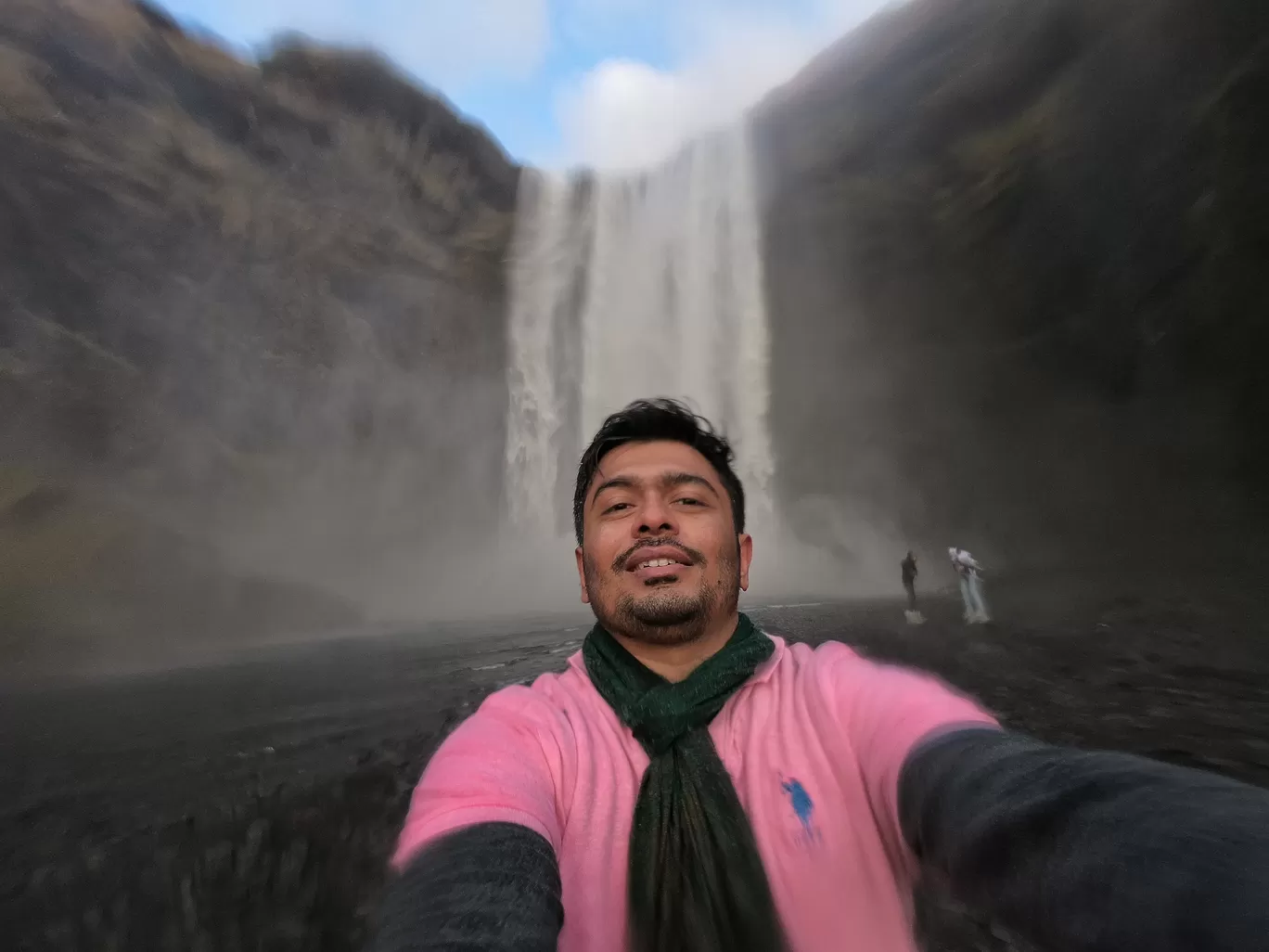 Photo of Skógafoss By Khushal Karia