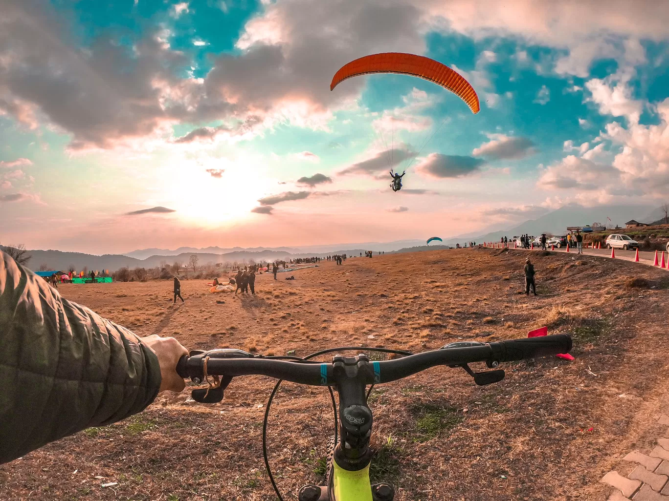 Photo of Bir Billing Paragliding By Ayush Magotra