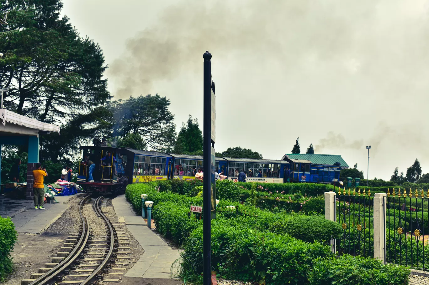 Photo of Darjeeling By Shameek Mukhopadhyay