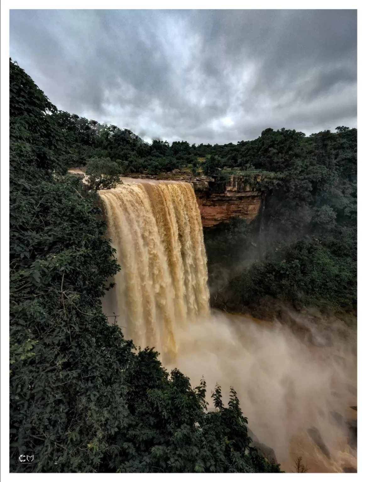 Photo of Tamadgumar Waterfall Jagdalpur By kamesh verma