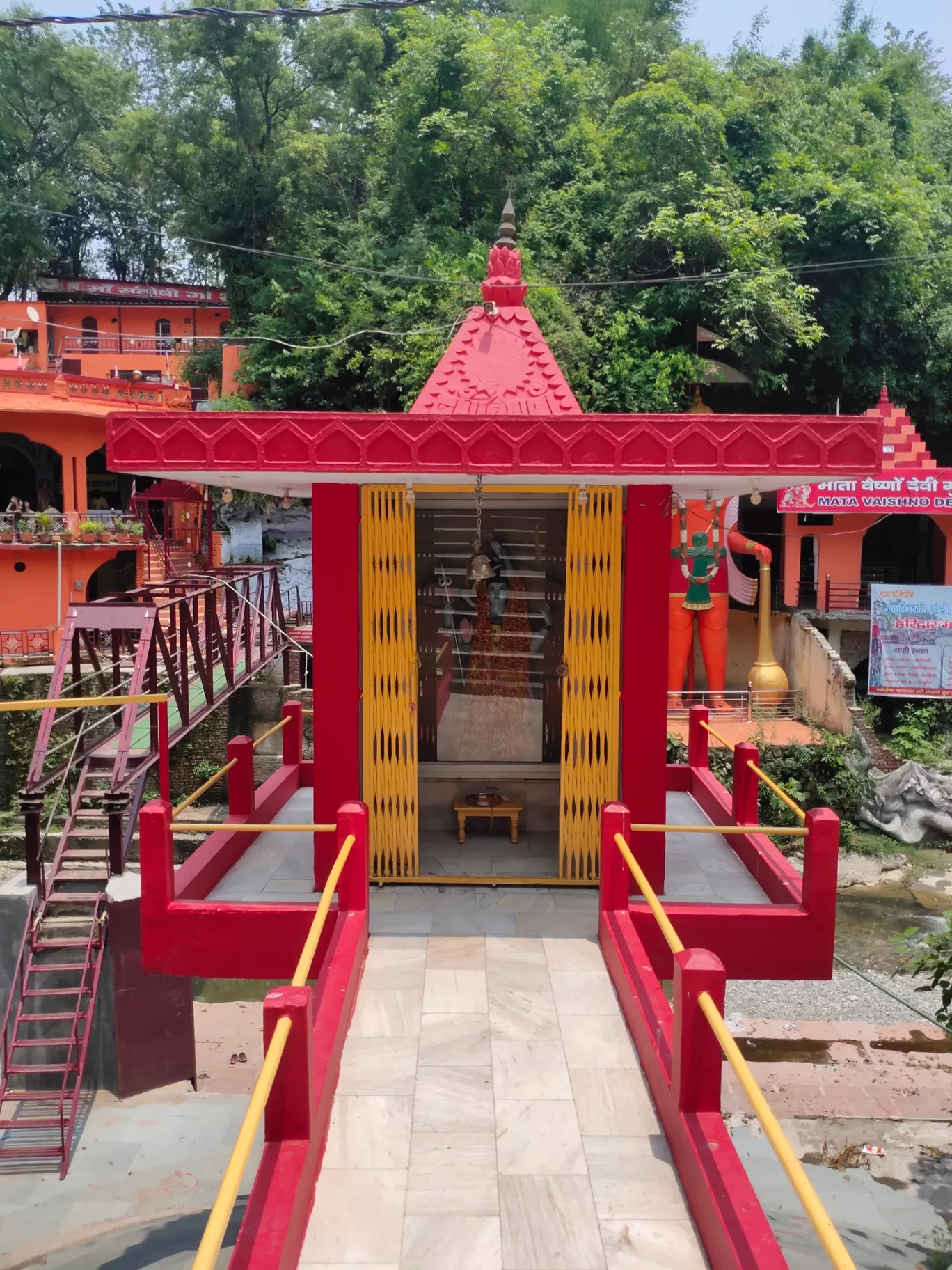 Photo of Tapkeshwar Mandir Dehradun By Ashutosh Jha