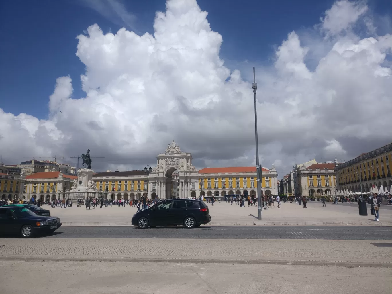 Photo of Lisbon By Vivek Rana