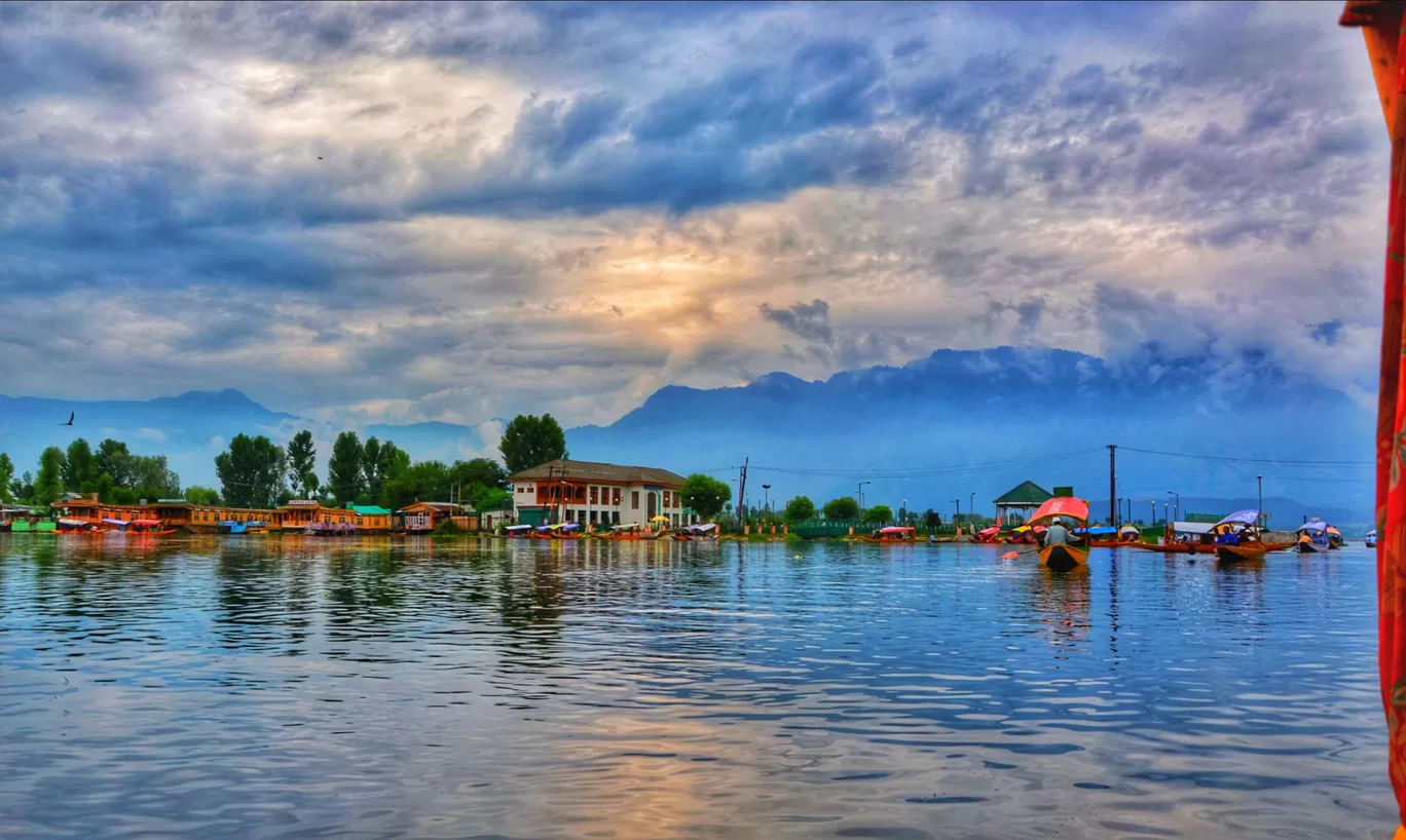 Photo of Kashmir By Pallavi Jadhav