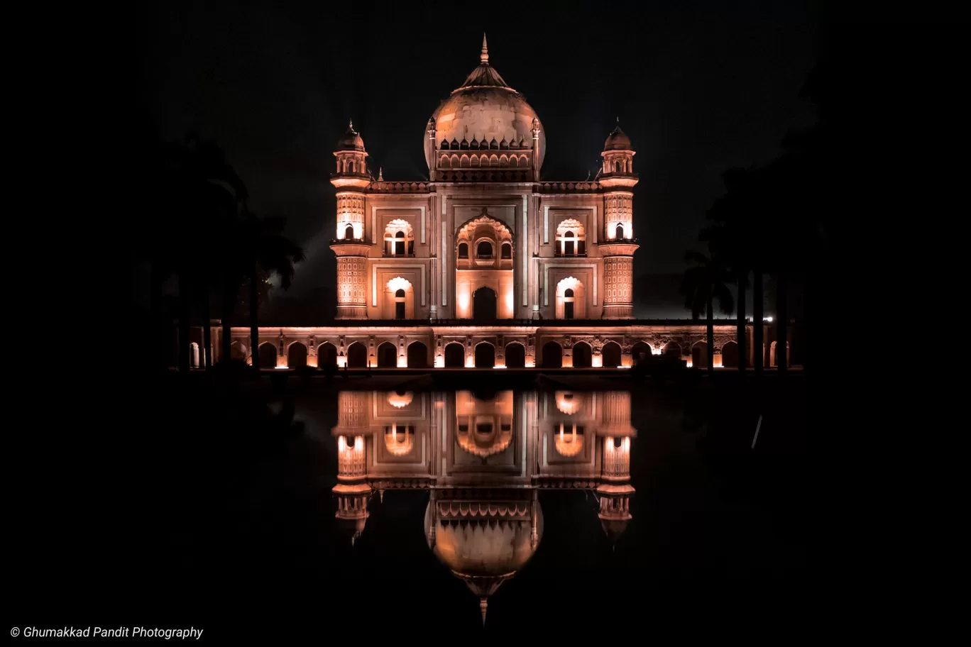 Photo of Safdarjung Tomb By arun sharma