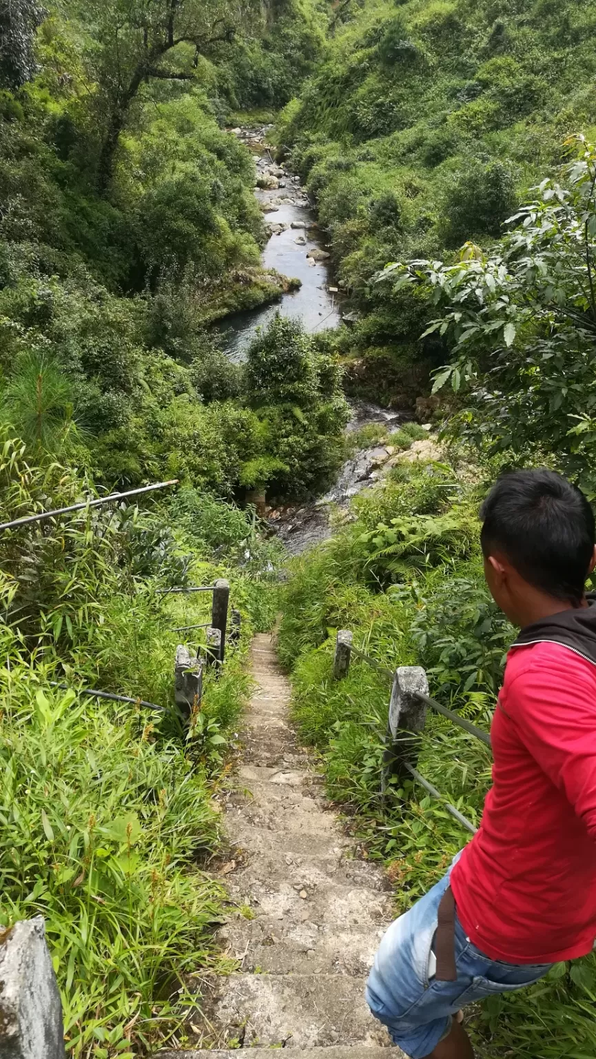 Photo of Trek and Swim (Thangsning fall, Meghalaya) By Sammy Mbor KLamet