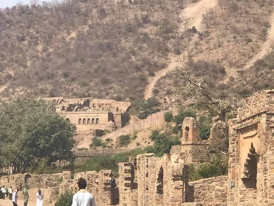 Photo of Bhangarh Fort By Munjalkumar