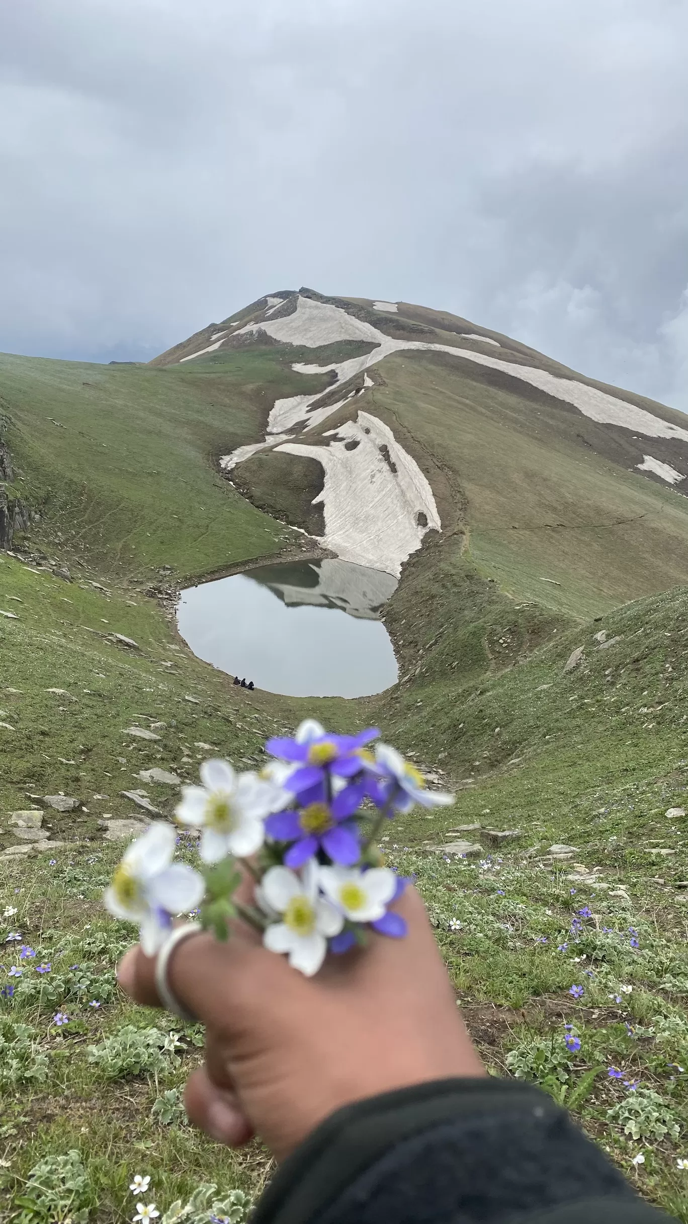 Photo of Rani sui lake & Saurkundi pass shop By Munjalkumar