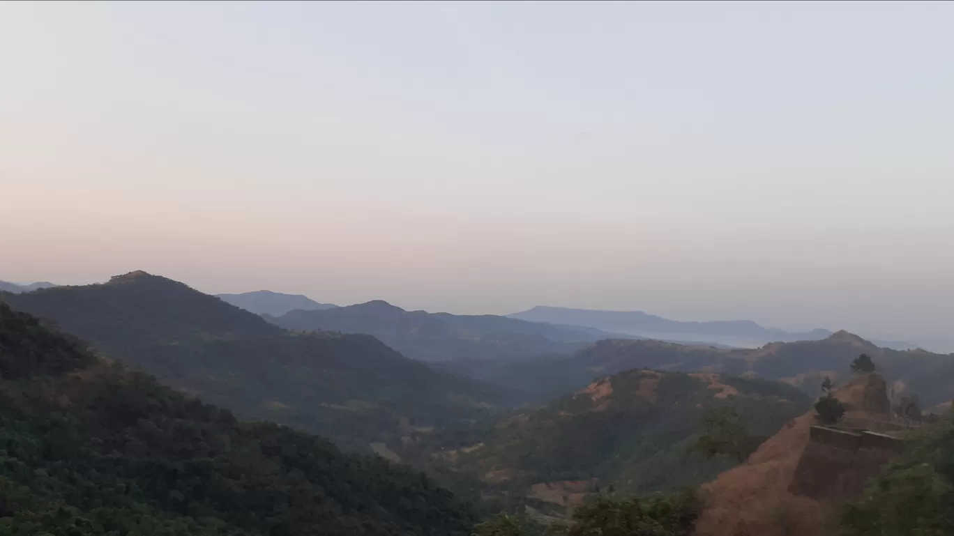 Photo of Sahyadri Mountains By Dhanani Yatish