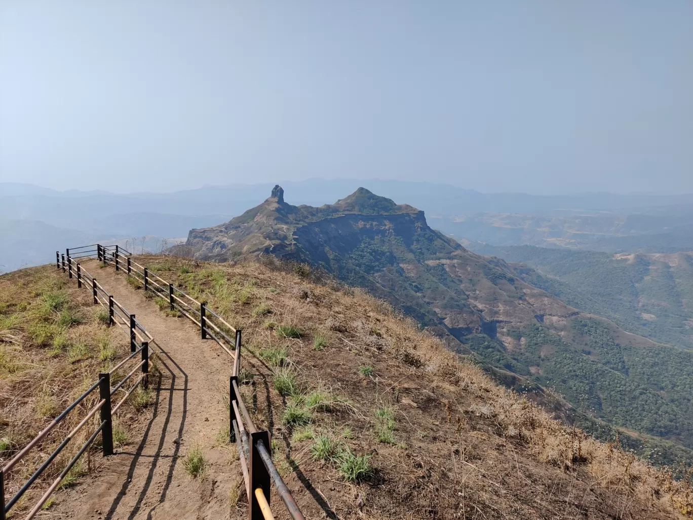 Photo of Torna Fort By Rushikesh Rajenimbalkar