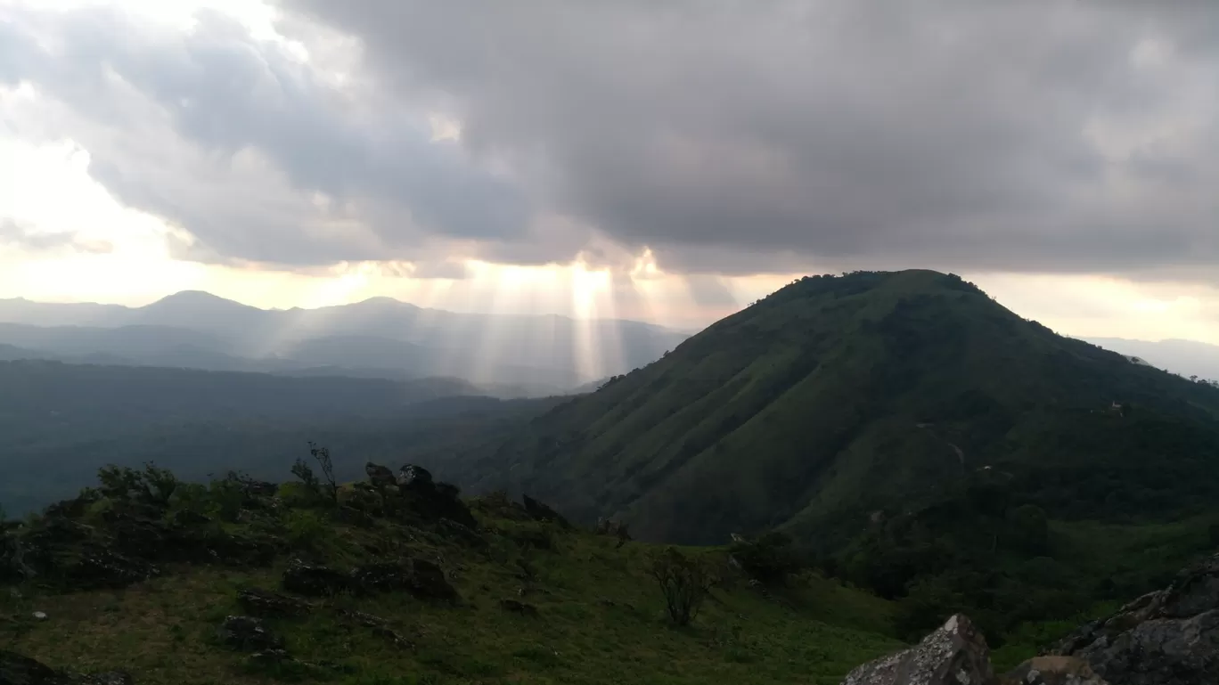 Photo of Mullayanagiri By avinash