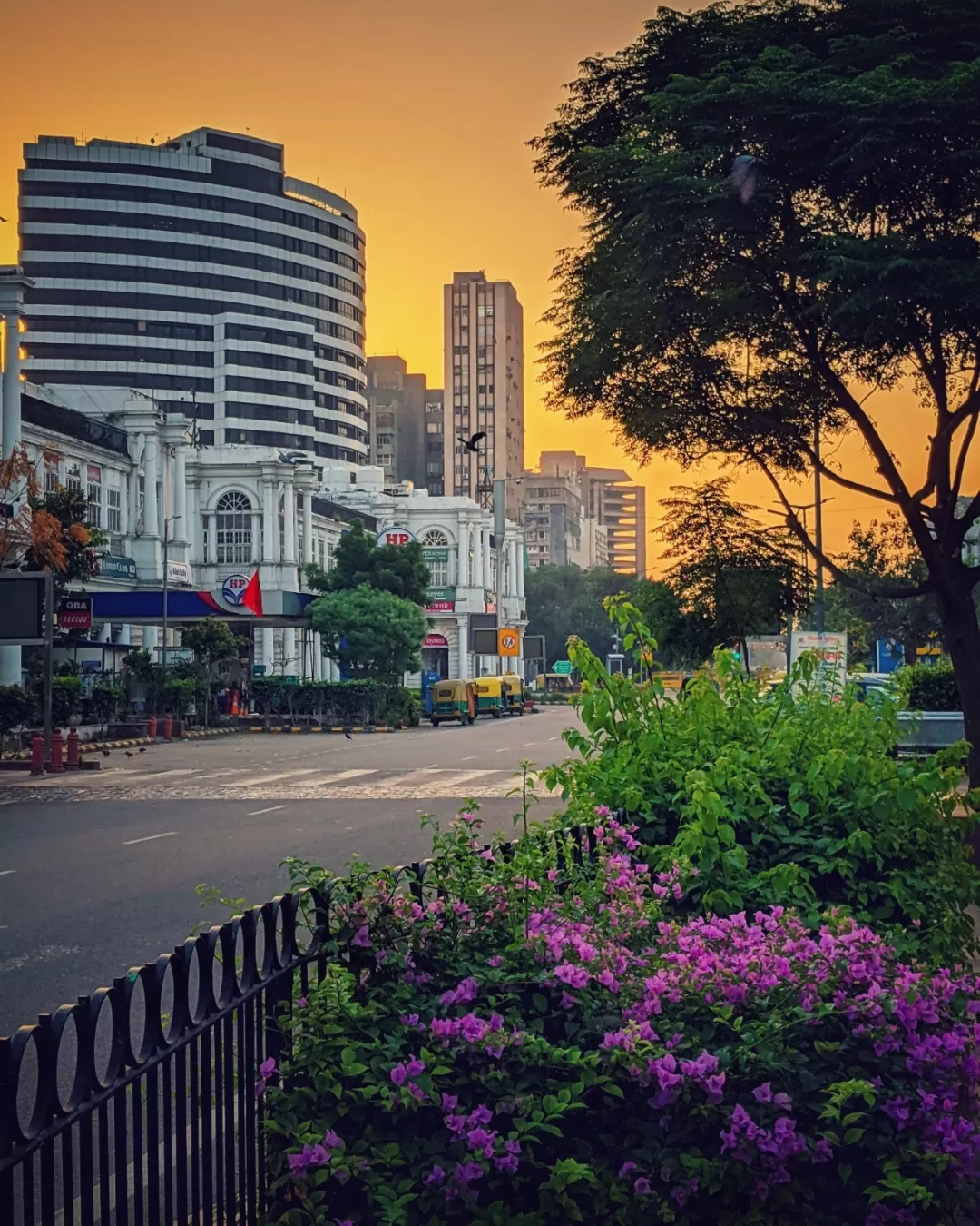 Photo of Connaught Place By Mayank Rai