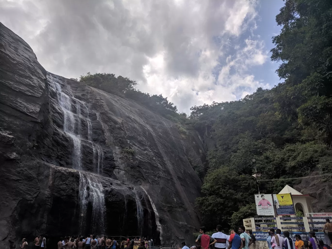 Photo of Courtallam By Shathrugan K