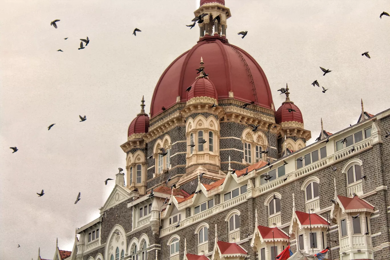 Photo of Mumbai By Ayushi Verma